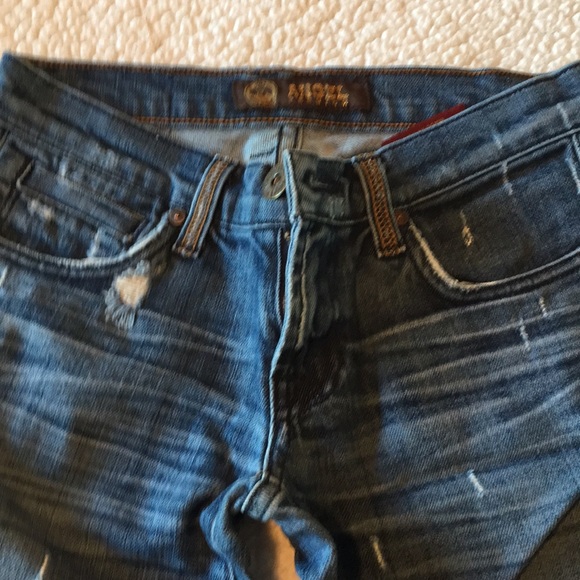 Jeans - Picture 2 of 5